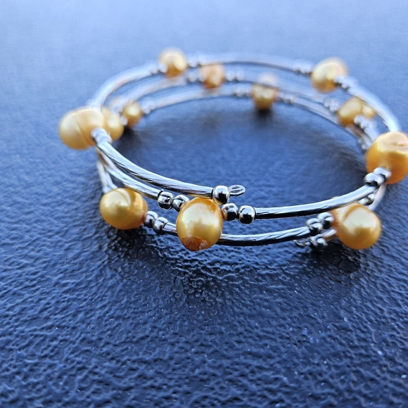 Women's Silver Tone Yellow Mother of Pearl Style Beaded Whimsical Wrap Bracelet - Picture 5 of 10